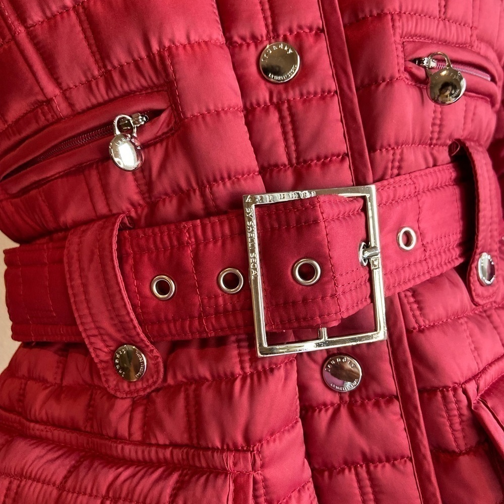 Laundry By Shelli Segal~Red Quilted Coat~Zip-Up & Snap~Pockets~Hood~Belt~Size S - Picture 10 of 16